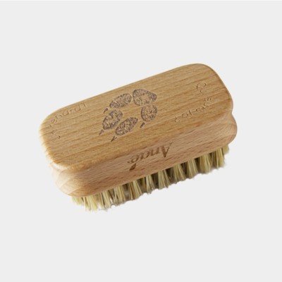 Brosse à ongles enfant